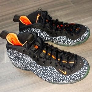 Nike Foamposite Safari  size 10.5